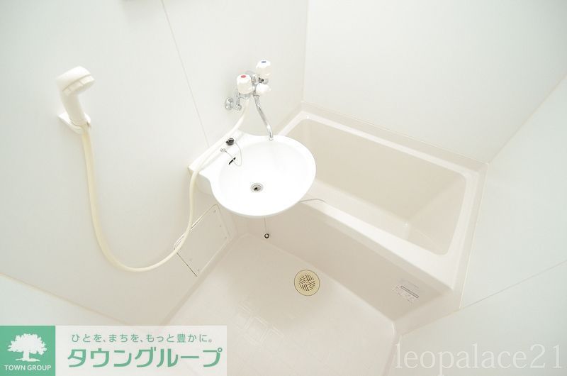 バス・シャワールーム　バス