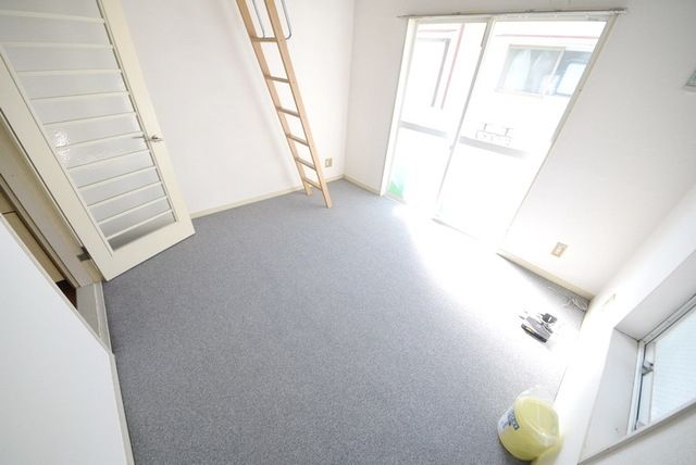 居室・リビング　★日当たりの良いリビングです★