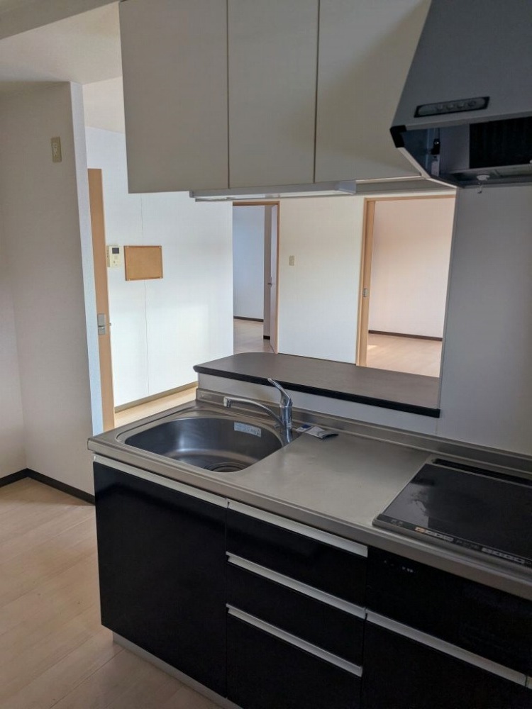 キッチン　人気の対面キッチンタイプです！
