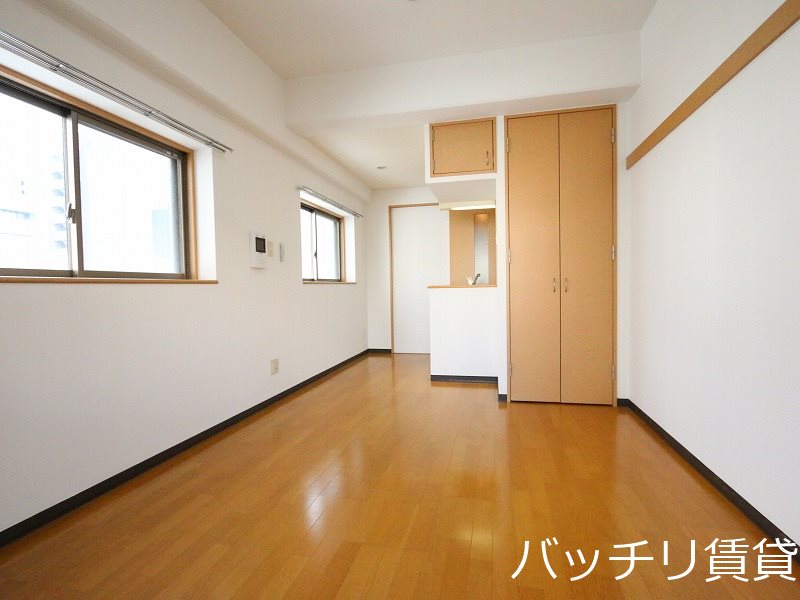 居室・リビング　画像は別号室タイプの為、現状を優先致します。