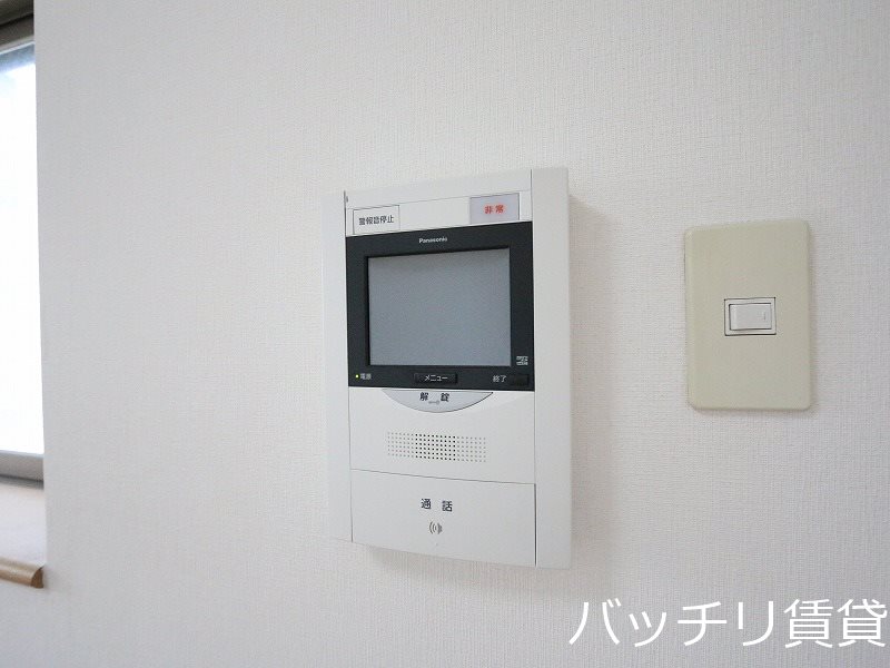セキュリティ　画像は別号室タイプの為、現状を優先致します。