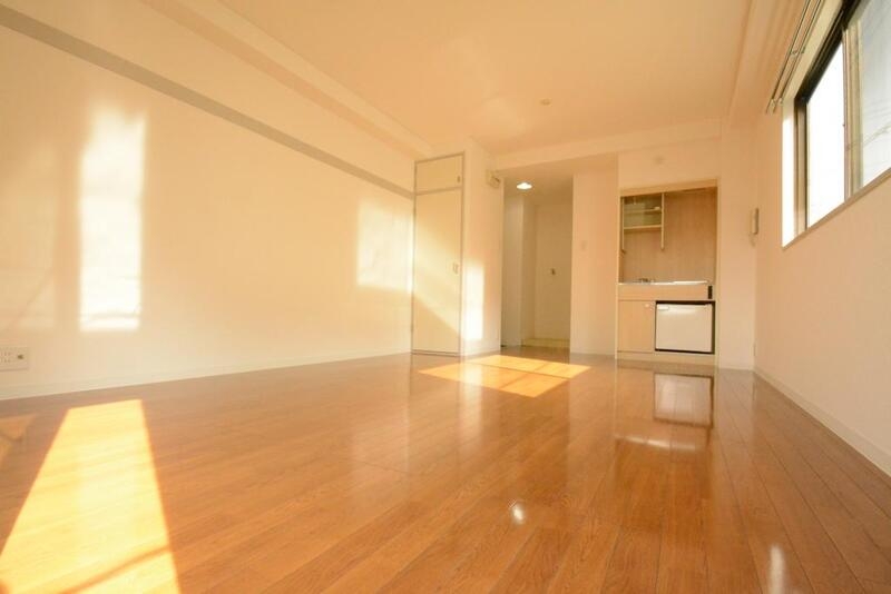 居室・リビング　広々とした居室ですね