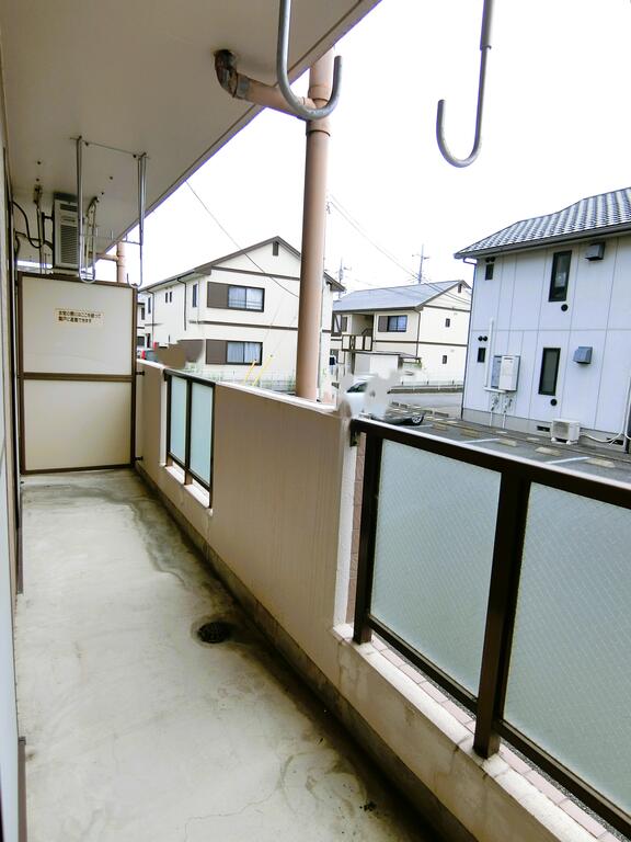 バルコニー　※写真は別号室のため実際とは異なる場合がございます