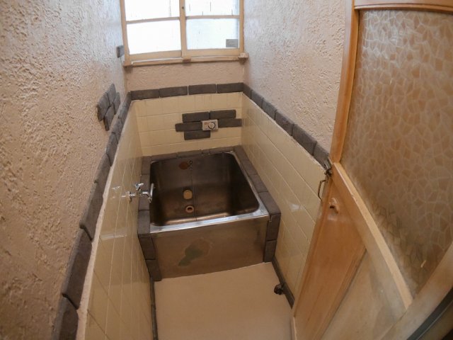 バス・シャワールーム　日々の疲れを癒すお風呂付です