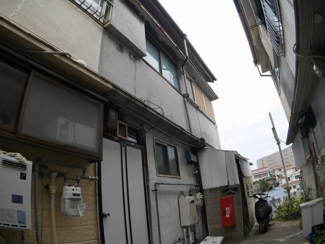 建物外観　外観は落ち着いています