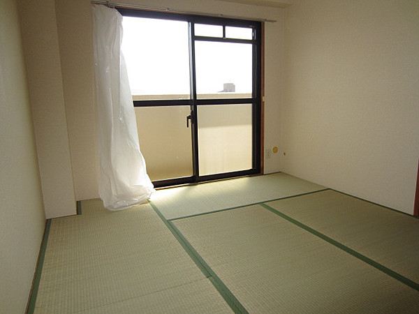 居室・リビング　和室があると、家にあたたかい雰囲気が生まれます