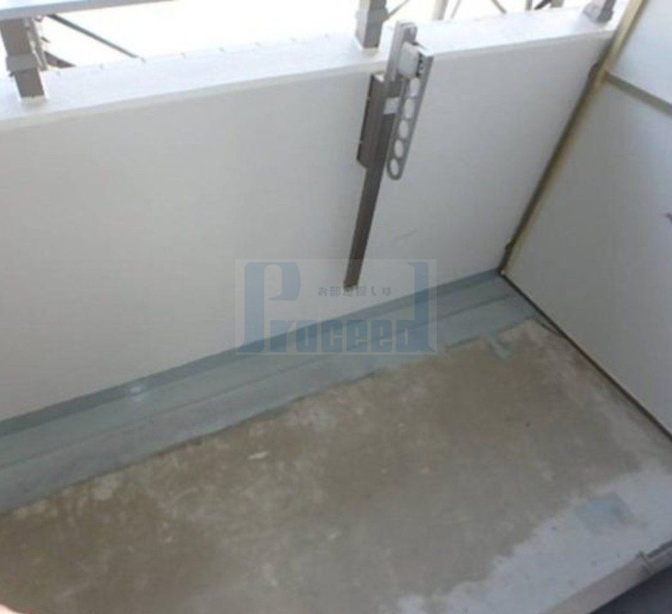 バルコニー　明るいバルコニー！