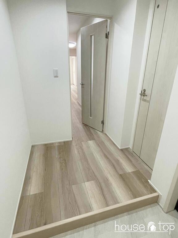 玄関　実際のお部屋の写真です