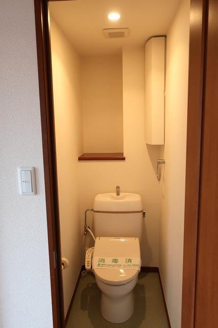 トイレ　トイレ?