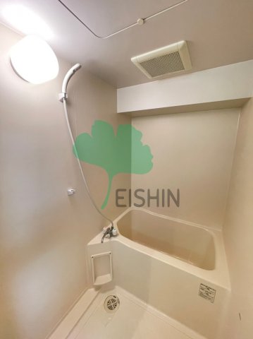 バス・シャワールーム　清潔感のある浴室です！