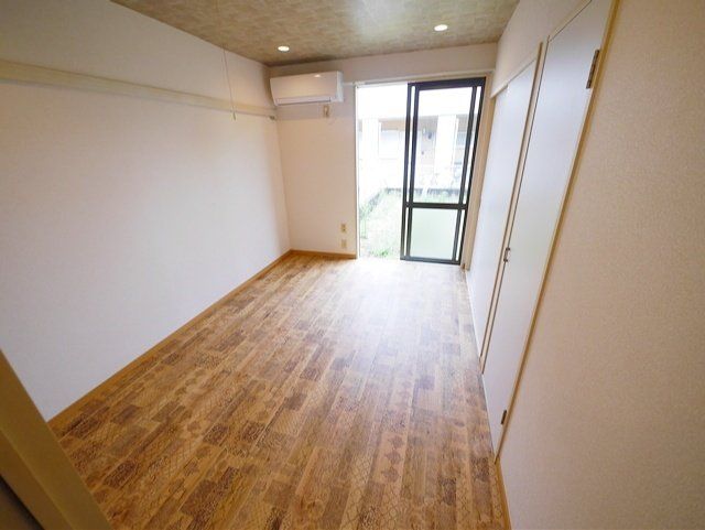 その他部屋・スペース　★ダウンライトがおしゃれな洋室★