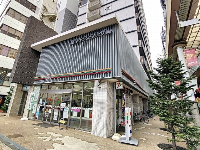 コンビニ　セブンイレブン長野権堂店（コンビニ）まで361m