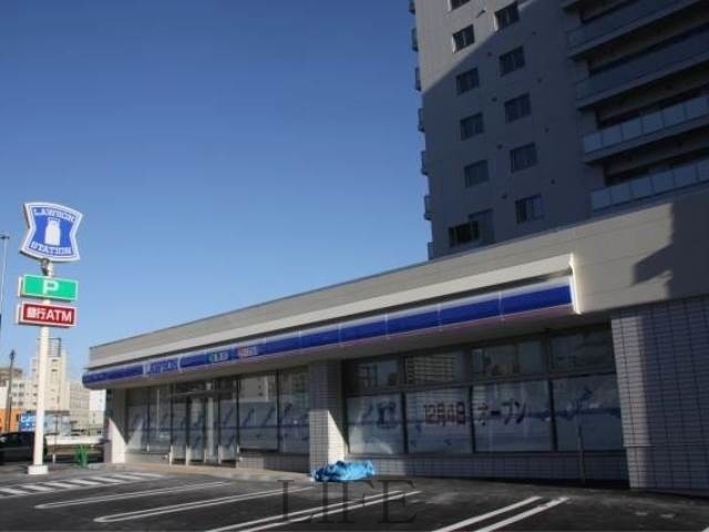 コンビニ　ローソン札幌豊平1条二丁目店（コンビニ）まで317m