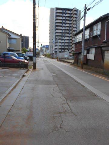 その他　前面道路（その他）まで0m