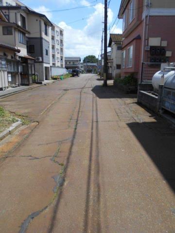 その他　前面道路（その他）まで0m