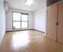 居室・リビング　広々とした部屋です。