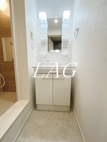 洗面設備　洗面台です。（同仕様です。）