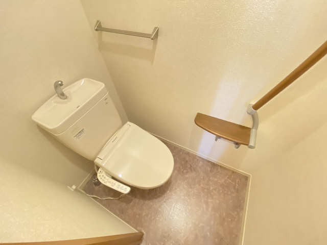トイレ　同型モデル