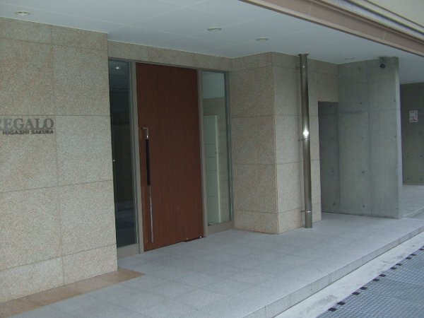 エントランス　エントランス