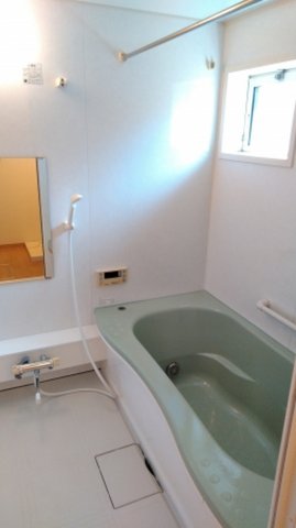 バス・シャワールーム　別号室の画像です。ご参考下さい