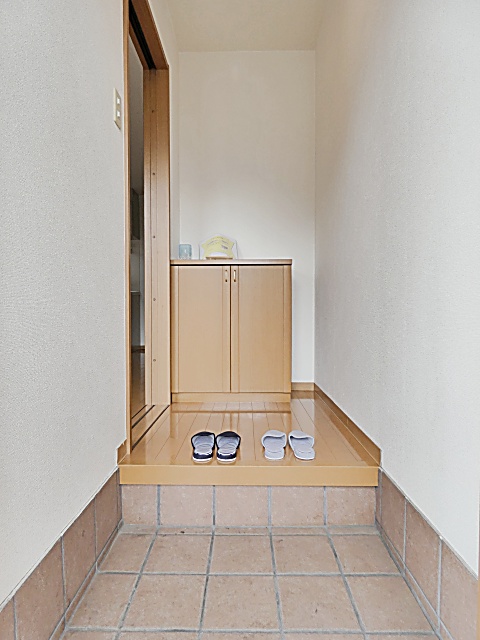 玄関　収納もある玄関です