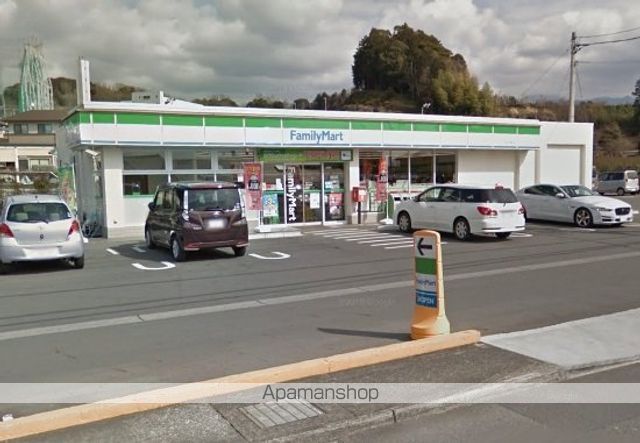 コンビニ　ファミリーマート大渕久保町店（コンビニ）まで1249m