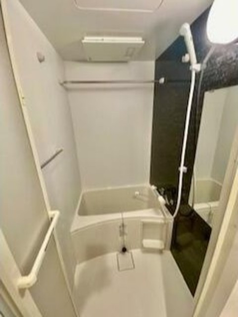 バス・シャワールーム　バスルーム