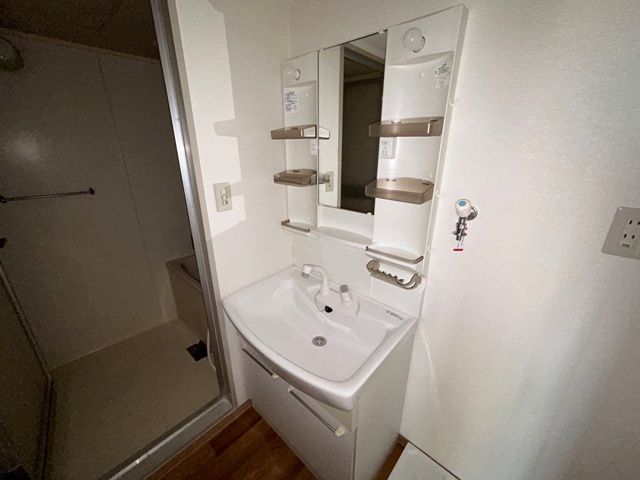 洗面設備　※別号室参考写真