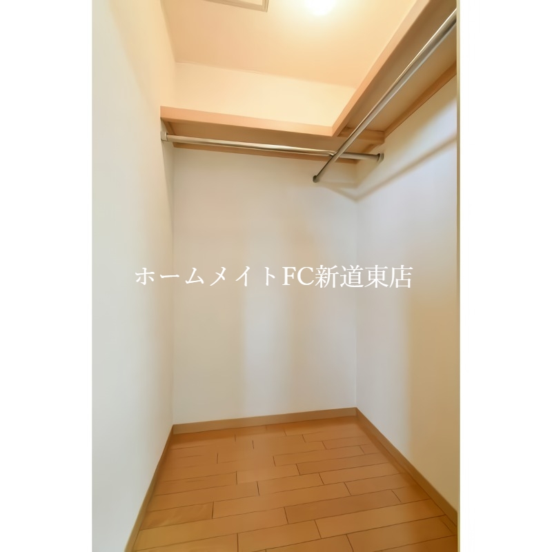 収納　クローゼット