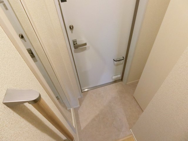玄関　別号室の参考写真です。