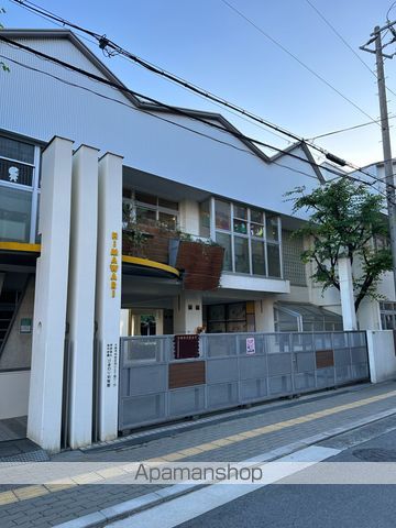 幼稚園・保育園　ひまわり幼稚園（幼稚園・保育園）まで233m
