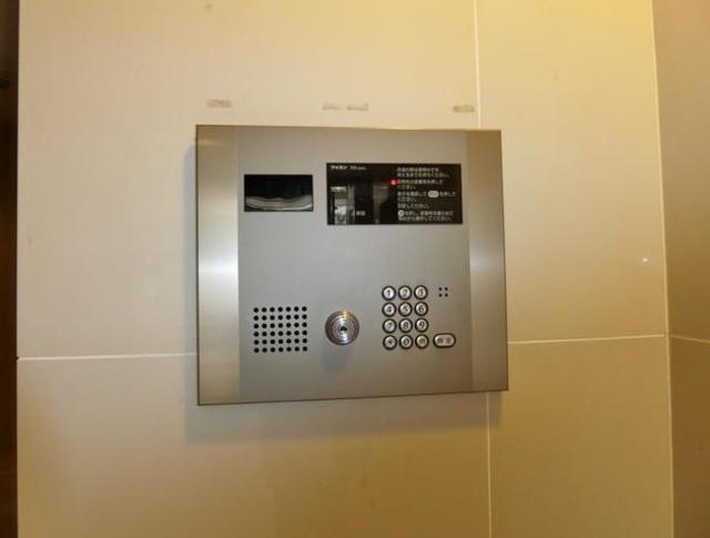 セキュリティ　オートロック完備