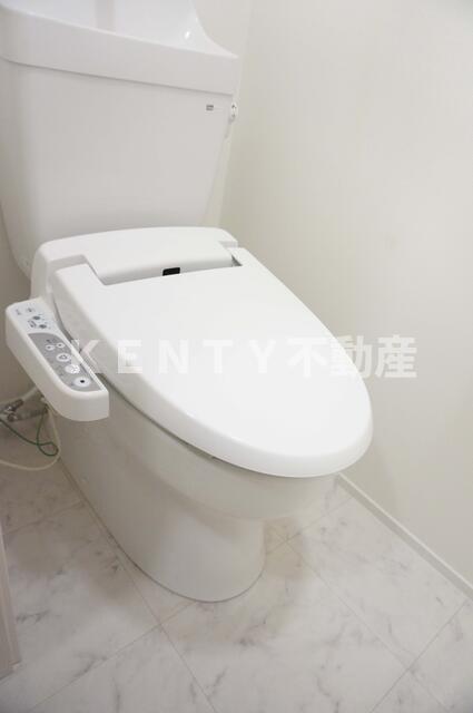 トイレ　落ち着いたトイレです