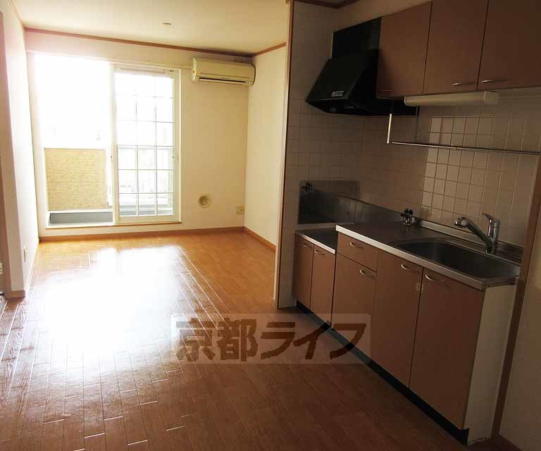居室・リビング　日当たりのいいお部屋です！