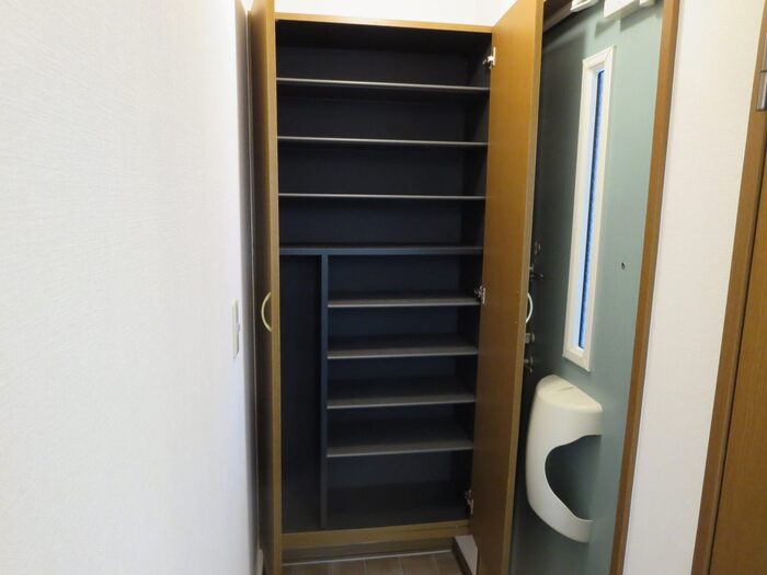 その他設備　シューズボックス