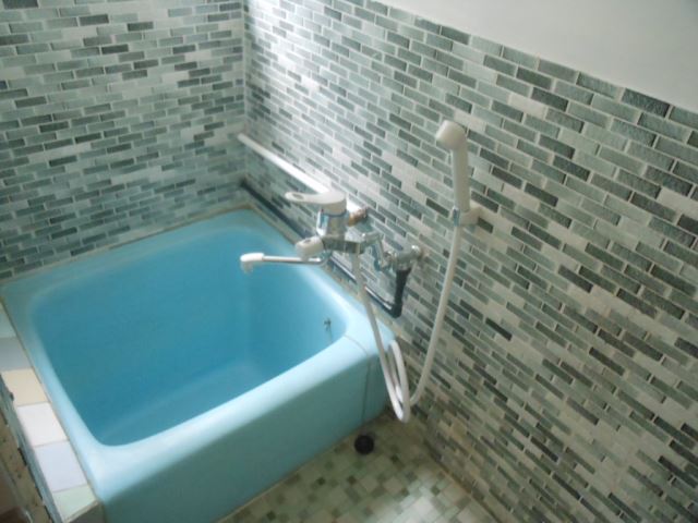 バス・シャワールーム　バス