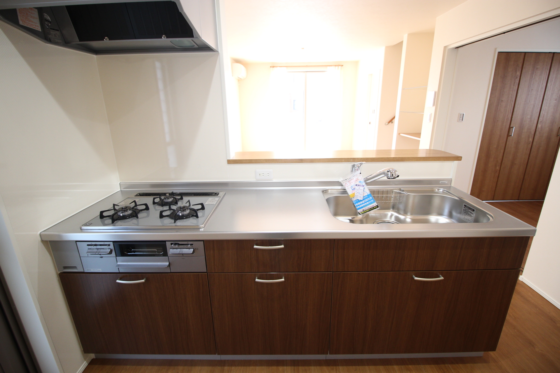 キッチン　対面式キッチンです！