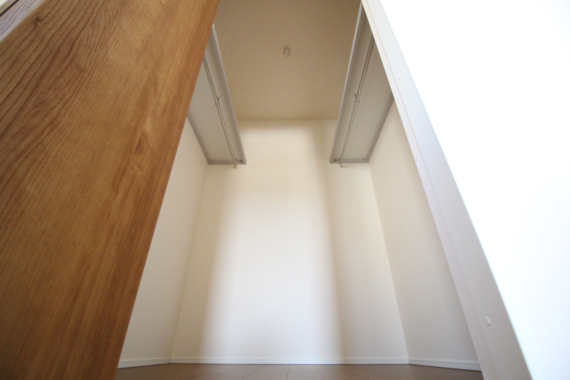 収納　ウォークインクローゼットです！