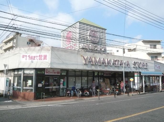 【鹿児島市唐湊のマンションのスーパー】