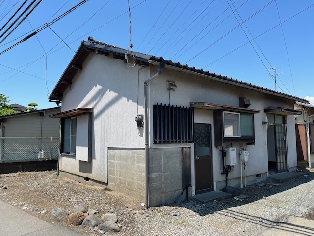 大岡貸家の建物外観