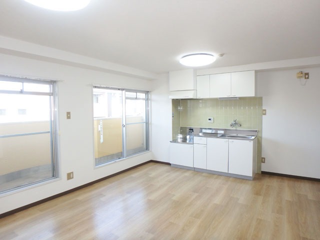 居室・リビング　（イメージ）