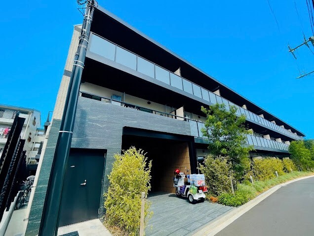 建物外観　オシャレな外観です?