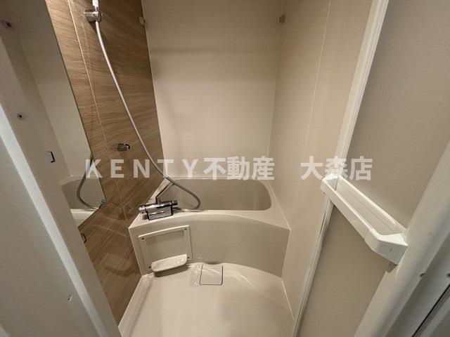 バス・シャワールーム　落ち着いた空間のお風呂です