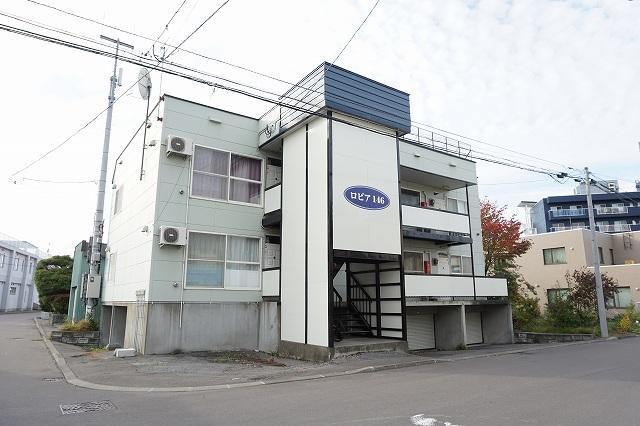 旭川市豊岡十四条のマンションの建物外観