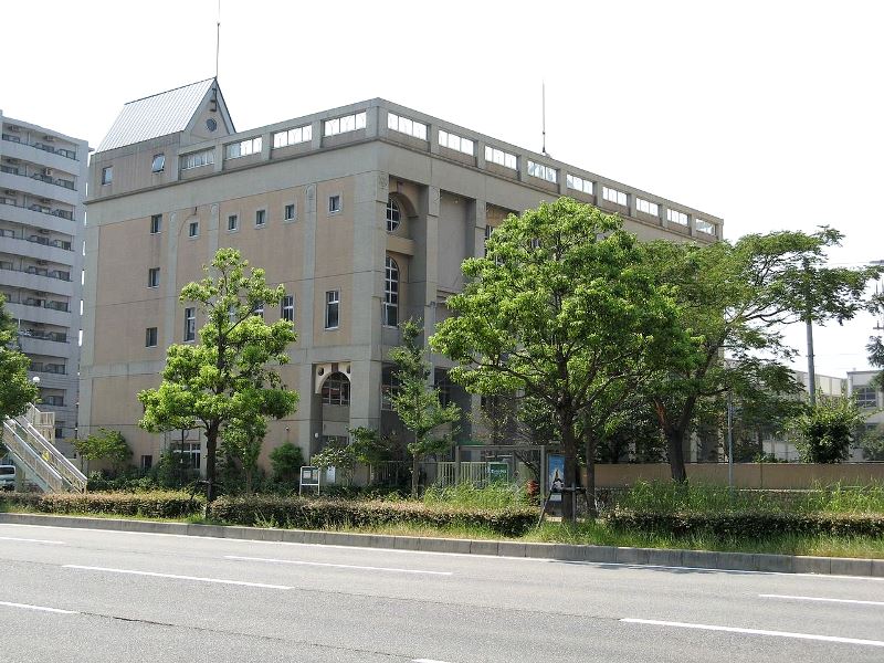 【神戸市兵庫区駅前通のマンションの小学校】