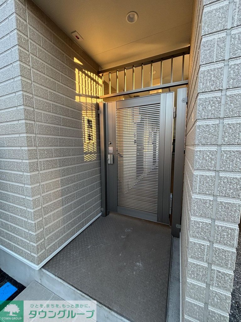 エントランス　エントランス