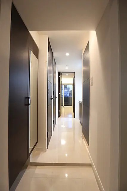 玄関　※別部屋参考写真