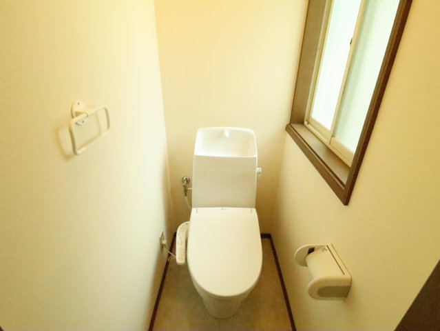 トイレ　温水洗浄機能付いております♪*前回募集時