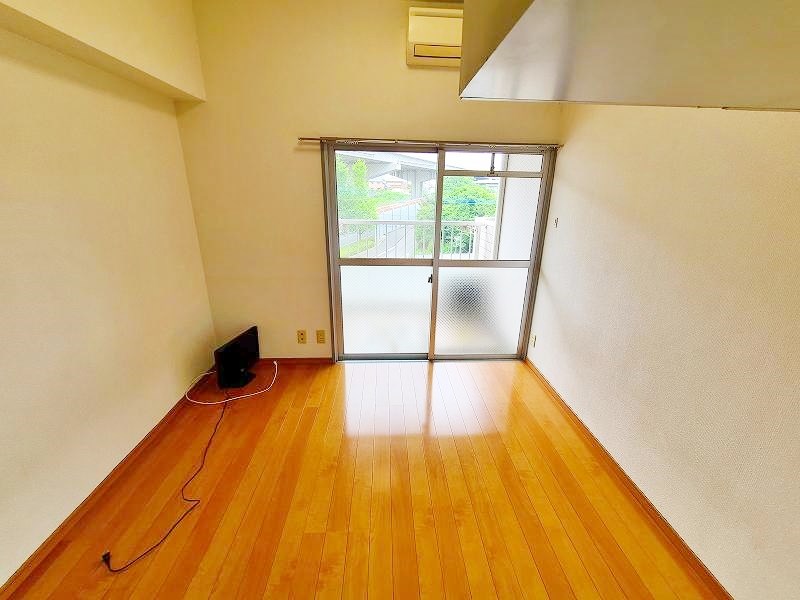 居室・リビング　★洋室6帖★