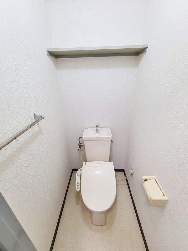 トイレ　★温水洗浄便座付トイレ★